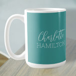 Mug Nom personnalisé Moderne Simple<br><div class="desc">Nom personnalisé Modern Simple mug by Ricaso - facile d'ajouter votre propre prénom et nom de famille à cette tasse de café classe. avec couplage typographique</div>