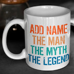 Mug Nom personnalisé Vintage Le Mythe de l'homme Légen<br><div class="desc">Nom Personnalisé Vintage Le Mythe Homme Légende. Attrapez ce Drôle design de dicton customisé, dans le thème vintage avec des couleurs rétro maintenant, et faites-le comme un cadeau parfait pour votre membre de la famille, ami ou collègue de l'utiliser pour boire des boissons chaudes, comme le café, le chocolat chaud...</div>