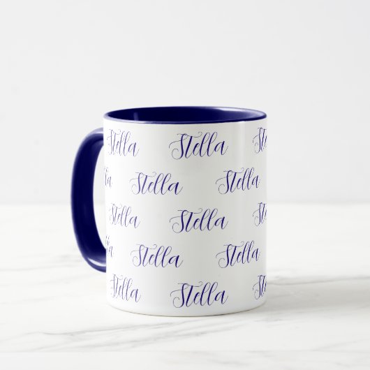 Mug Nom répétitif en bleu marine partout en blanc (Devant gauche)