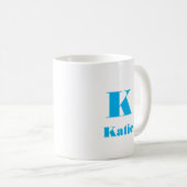 Mug Nom simple Lettre initiale Couleur solide bleu cie (Devant droit)