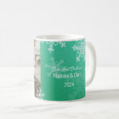 Mug Nos premiers Snowflakes Emerald de Noël Minimalist (Devant droit)