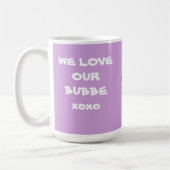 Mug "NOUS AIMONS NOTRE BUBBE XOXO" Doux violet et blan (Gauche)