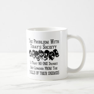Mug Nous buvons plus des crânes de nos ennemis