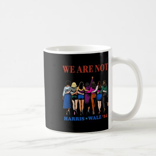 Mug Nous Ne Retournons Pas Kamala Harris Waltz 24 Mada (Droite)