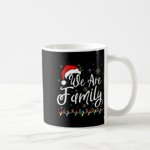 Mug Nous sommes une famille 2025 Noël Pyjama Drôle Cor
