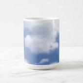Mug nuages dans un ciel bleu (Centre)