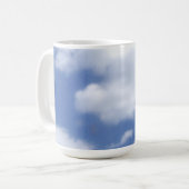 Mug nuages dans un ciel bleu (Devant gauche)
