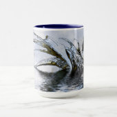 Mug Nuages Dragon de natation Ciel Bleu Grunge Design (Centre)