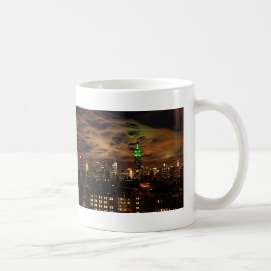 Mug Nuages éthériques : NYC Skyline, ESB noir et blanc (Droite)