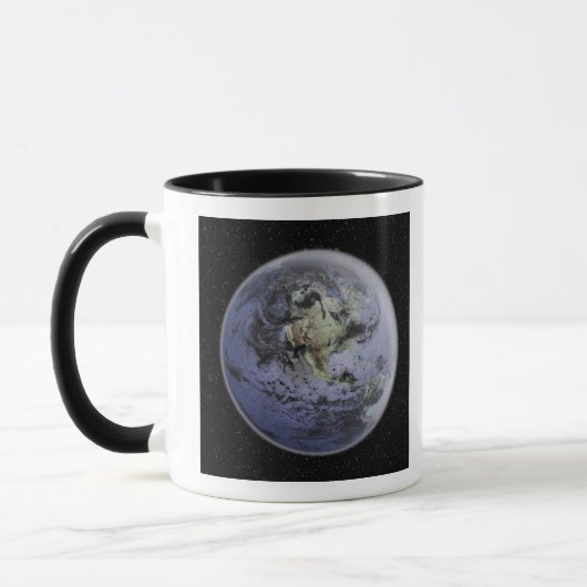 Mug numériquement image améliorée de la Terre entière (Gauche)