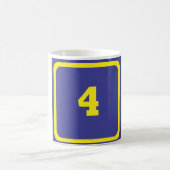 Mug numéro quatre (Centre)