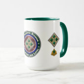 Mug Objet-souvenir de la 4e division d'infanterie (Devant droit)