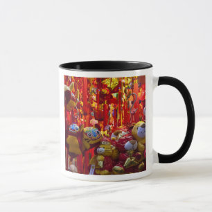 Mug Objets colorés à vendre dans une boutique à Hong K