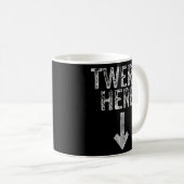 Mug OEuvre Here Adult Humor Funny Dancing Twerking (Devant droit)