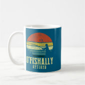 Mug Ofishally Retired Funny Fishing Retirement (Gauche)
