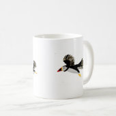 Mug Oiseaux Volant Puffin Amusant (Devant droit)