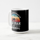 Mug Old Man at Gardening Fête des pères Drôle cadeau (Devant gauche)