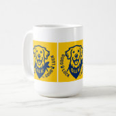 Mug Ollie, la cochonnerie de chien chanceux (Devant gauche)