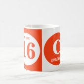 Mug OMG vous avez 16 ans monogramme nom orange et blan (Centre)