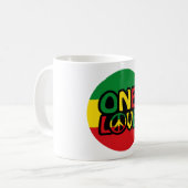Mug One Love, Reggae design avec des couleurs reggae (Devant gauche)
