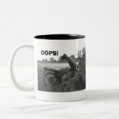 MUG "OOPS!-FUNNY FAKE MOTORBIKE ACCIDENT" (Gauche)
