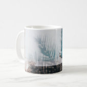 MUG OPENED BLUE LOUVERED WINDOWS (Devant gauche)