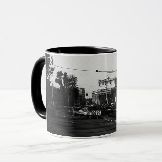 Mug Opéra vintage de Francfort 1970 (Devant gauche)