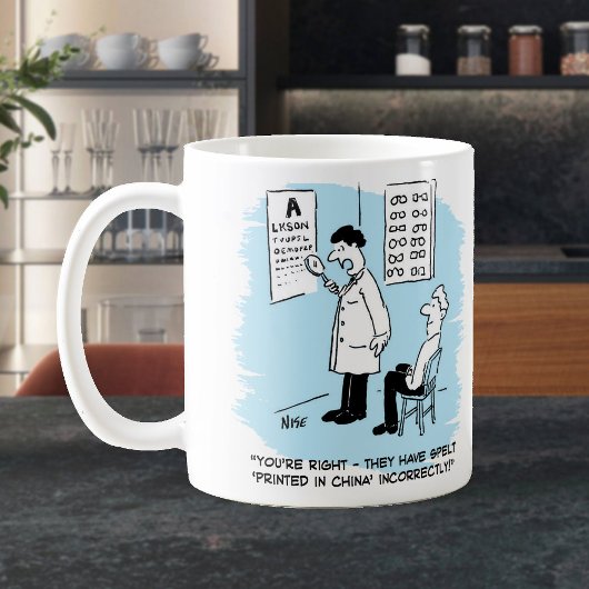 Mug Opticien faisant un examen de la vue