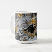 Mug Or, argent et noir - œuvre d'art faite à la main (Devant gauche)