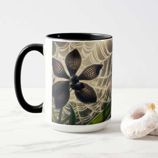 Mug Orchidée noire Spiderweb Floral (Avec donut)