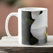 Mug Orchidées blanches émergées de l'eau