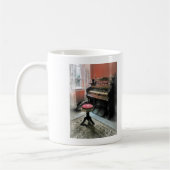 Mug Orgue avec tabouret petit point (Gauche)