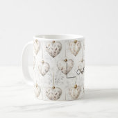 Mug Ornements coeurs gris crème chic (Devant gauche)