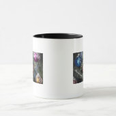 Mug Ornements sur un arbre de Noël (Centre)