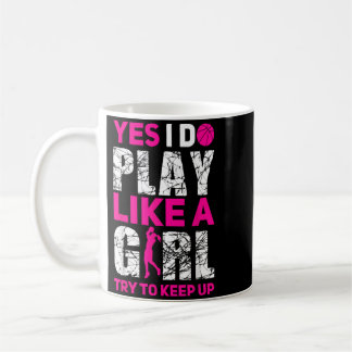 Mug Oui je joue comme une fille au baseball