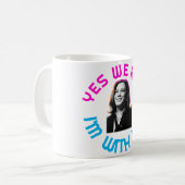 Mug Oui Nous Kam Kamala T-Shirt (Devant gauche)