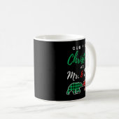 Mug Our First Christmas As Mr. And Mrs. Buffalo Plaid  (Devant droit)