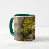 Mug Ours blanc fantôme chasse le poisson dans le ruiss (Devant gauche)