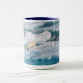 Mug Ours polaire marchant sur la mer (Centre)