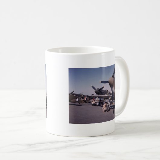 Mug P-51 Mustang, 1942 (Devant droit)