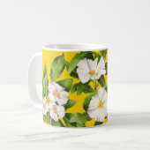 Mug 'Paix sur Terre' sur un tapis (Devant gauche)