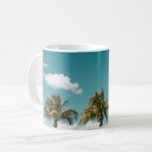 Mug Palmier vert sous ciel bleu le matin (Devant gauche)