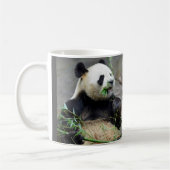 Mug Panda géant mangeant du bambou (Gauche)