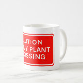 Mug Panneau de signalisation - Attention, passage de v (Devant droit)