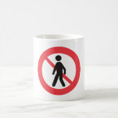 Mug Panneau de signalisation 'Interdit aux piétons' (Centre)