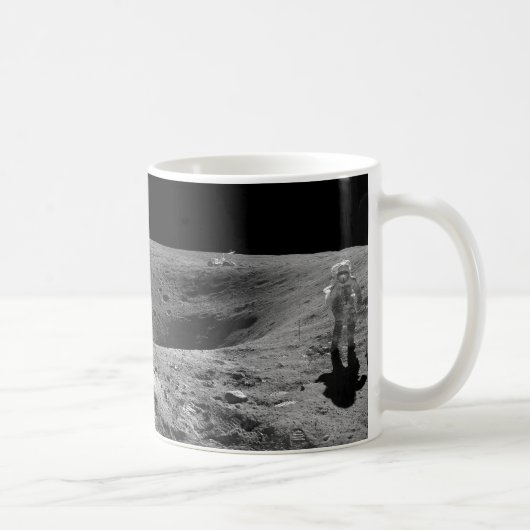 Mug Panorama d'astronaute d'Apollo 16 sur la lune (Droite)