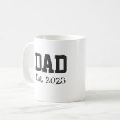 Mug Papa a établi un texte noir gras blanc (Devant gauche)