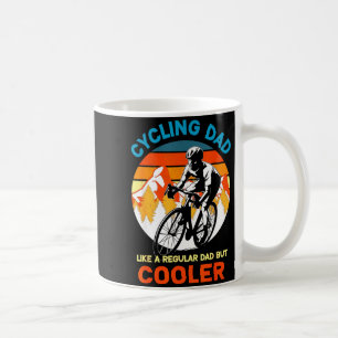 Mug Papa cycliste comme un régulier mais vélo plus coo