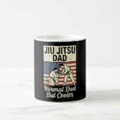 Mug Papa de jiu jitsu comme un papa normal mais plus c (Centre)