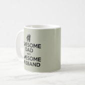 Mug Papa impressionnant et mari impressionnant (Devant gauche)